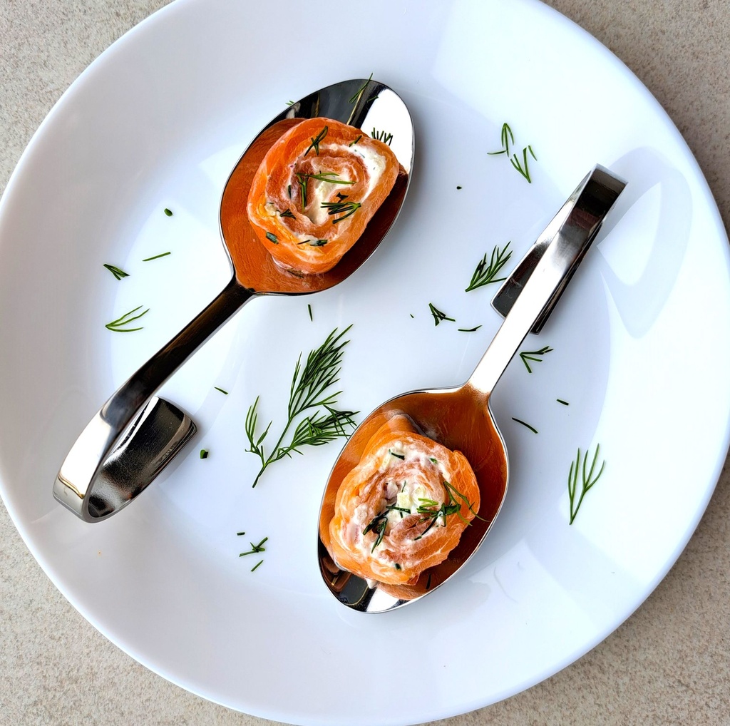 Tapa: gevulde zalmrolletjes (5 stuks)